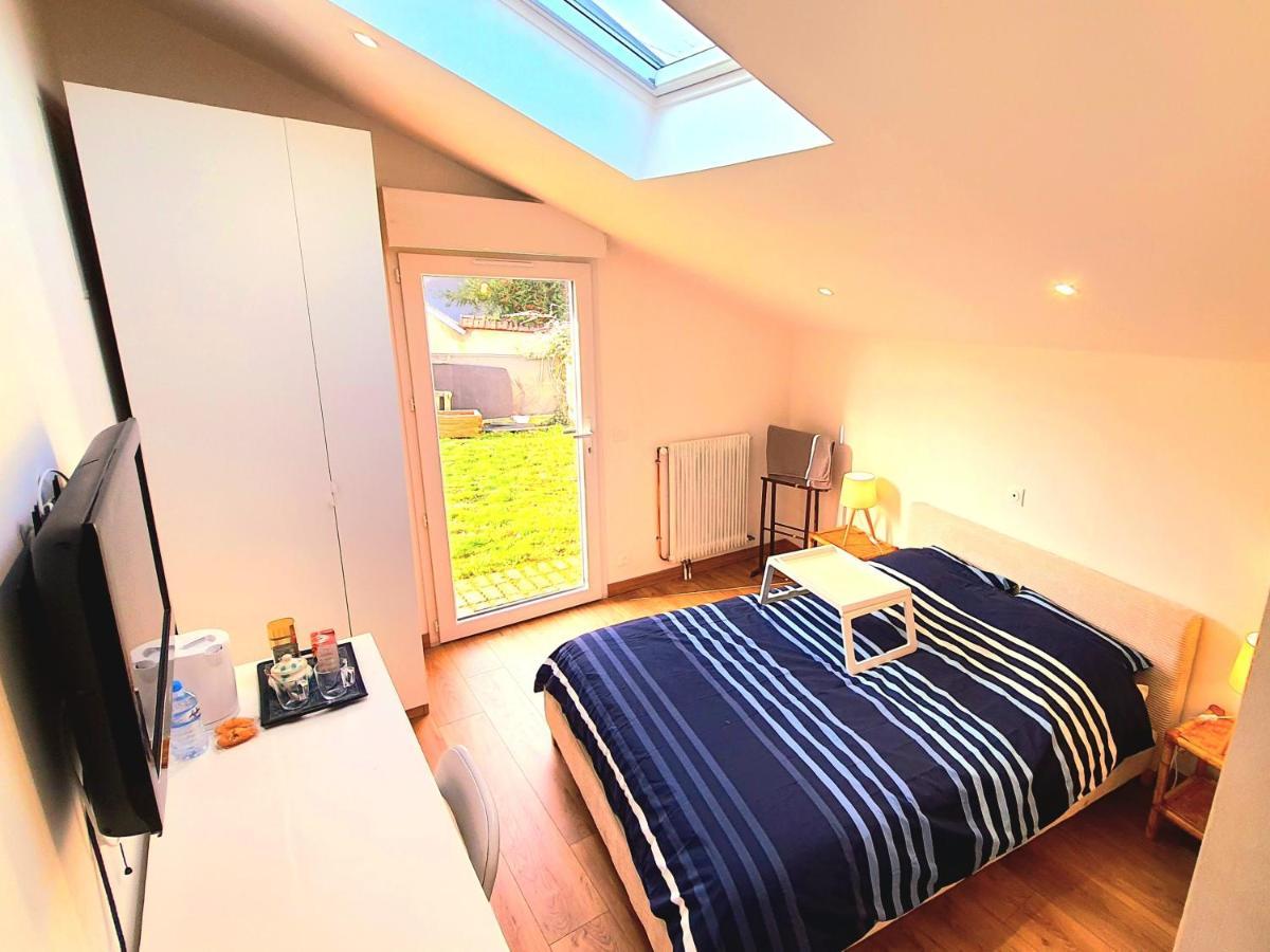 Chambre Paisible Chez L'Habitant En Rez De Chaussee Avec Salle D'Eau 10 Min Gare Et Centre Ville Évreux Εξωτερικό φωτογραφία